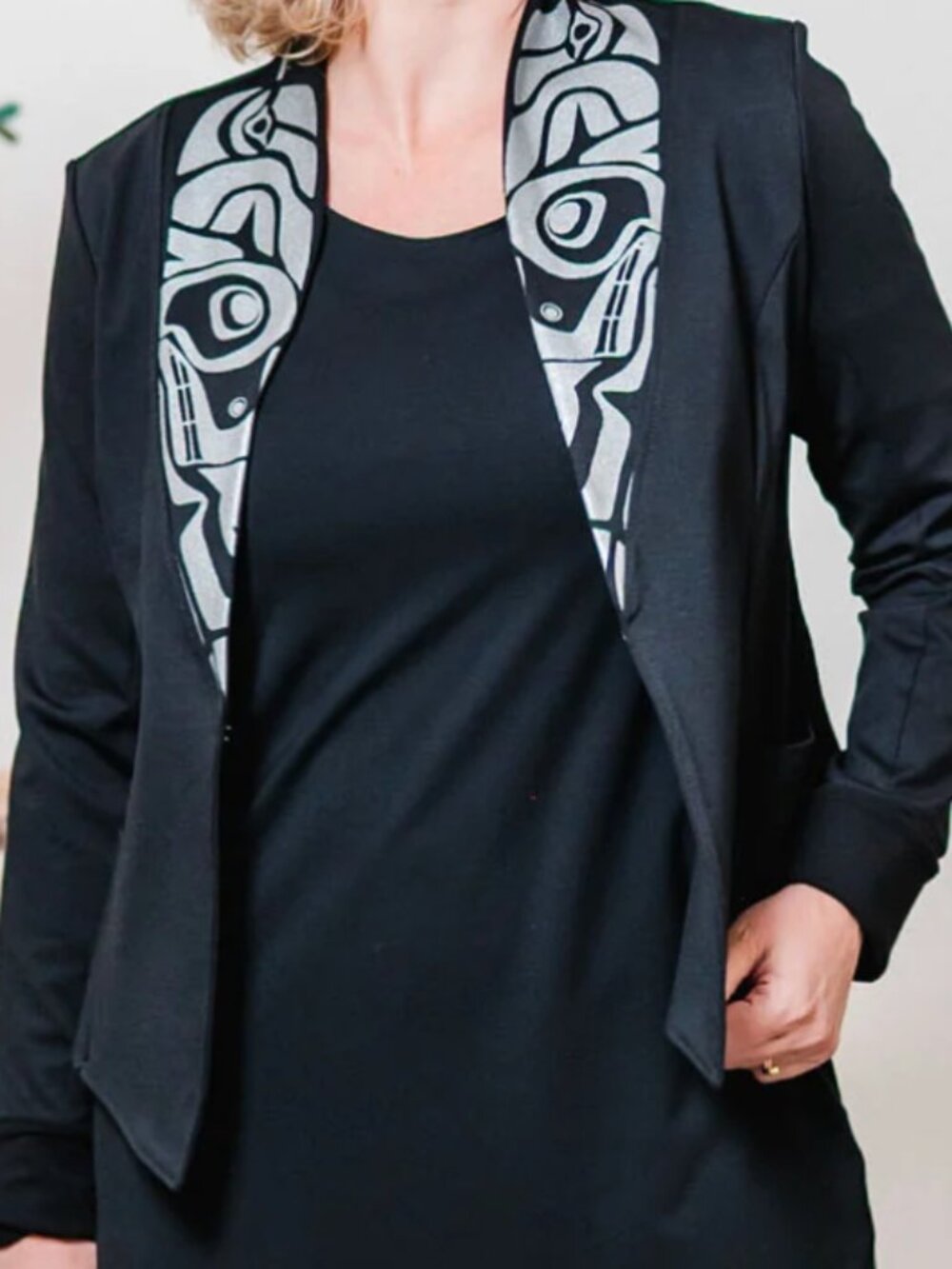 ANNE MULAIRE Black Blazer Indigenous Design